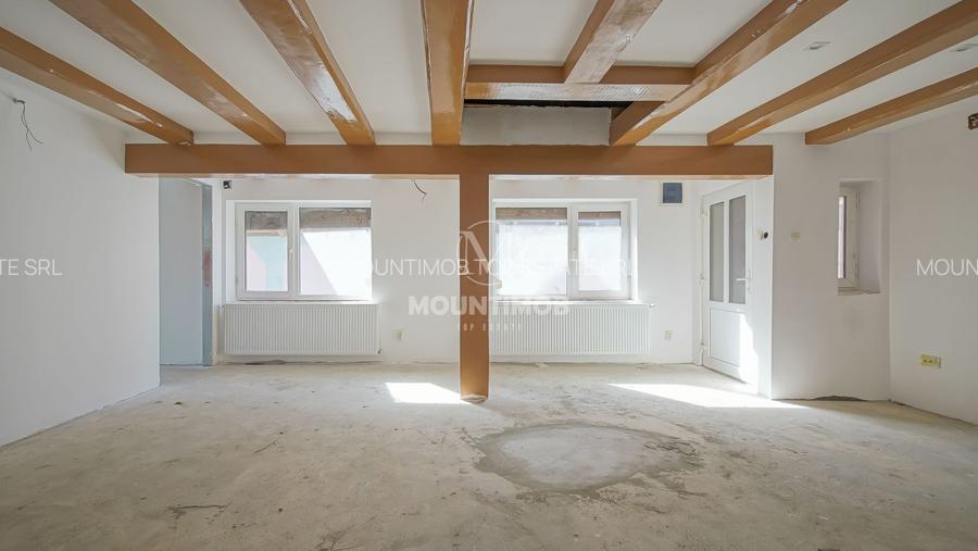 Casa 80 mp cu potential, curte proprie 446 mp renovatala interior - 2