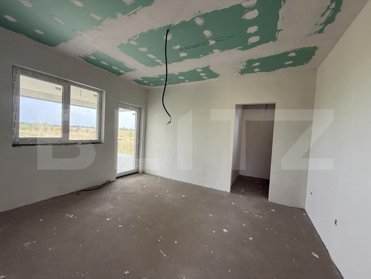 Casa 4 camere, 130 mp, zona Odoreu