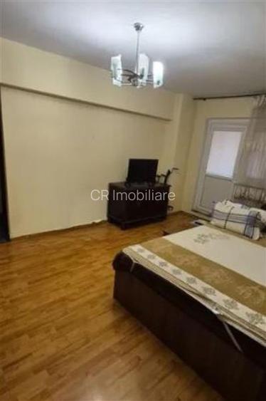 Apartament de 3 camere Titan Liviu Rebreanu bloc 1984 - 3