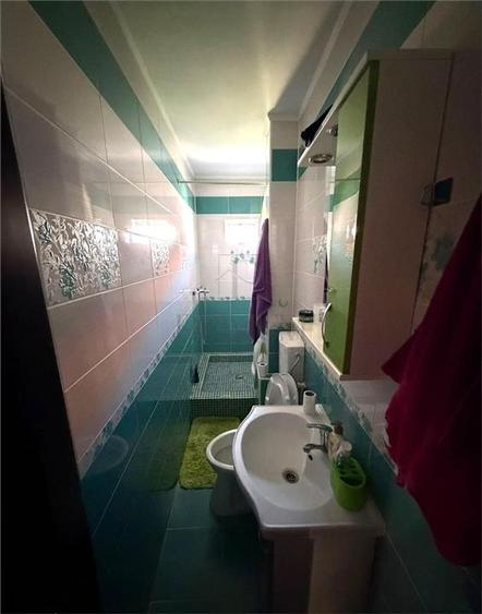 SOARELUI - RENOVAT - 4 CAM - 2 BAI - ETAJ 3 - CENTRALA PROPRIE - BOXA