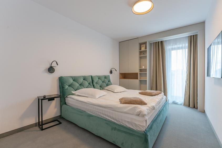 Apartament 4 Camere de Lux | 3 Dormitoare | Terasă 20 mp | Brașov
