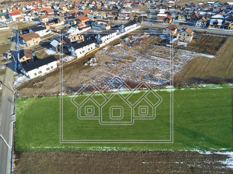 Teren cu autorizatie de constructie casa + proiect tehnic - Cristian