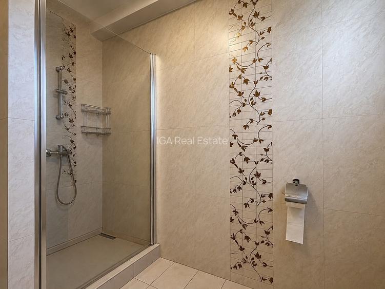 Apartament decomandat 2 camere | 300 m de plaja | Loc de parcare inclus - 12