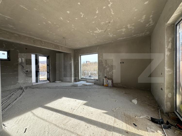 Casă individuală în ansamblu privat 120 mp utili, 600 mp teren, Baciu