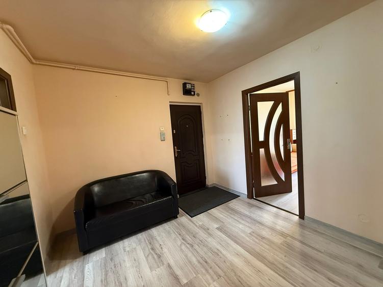 Apartament 3 camere, zona Progresu