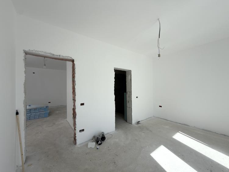 Duplex 3 camere, P+Pod, 80mp utili, 275mp teren in Utvin
