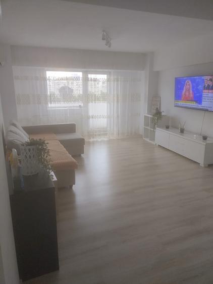 For Rent: Premium 4-Room Apartment | Unirii Square | Panoramic ViewWe