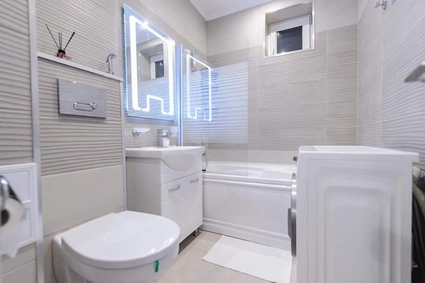 PENINSULA 2 CAMERE RECENT RENOVAT 600 EURO TERMEN LUNG