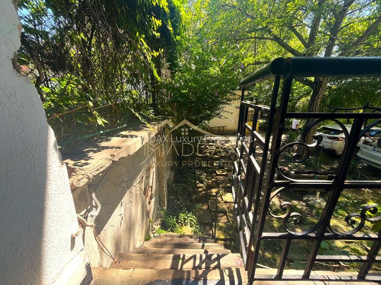Apt. parter Piața Romană | 5 camere | Curte | 8 Locuri de Parcare - 19