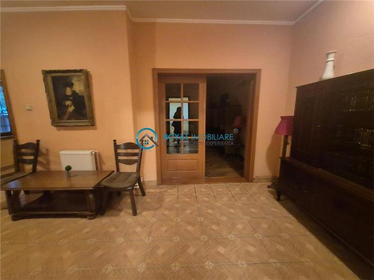 Royal Imobiliare - Vanzare Casa Zona Lupeni