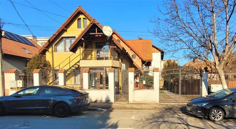 Casa cu potential afacere Rm.Valcea,cartier Traian,comision 0