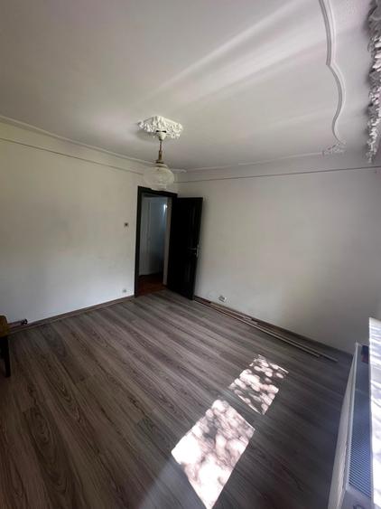 Apartament cu 2 camere decomandat, zona Nicolina-Belvedere