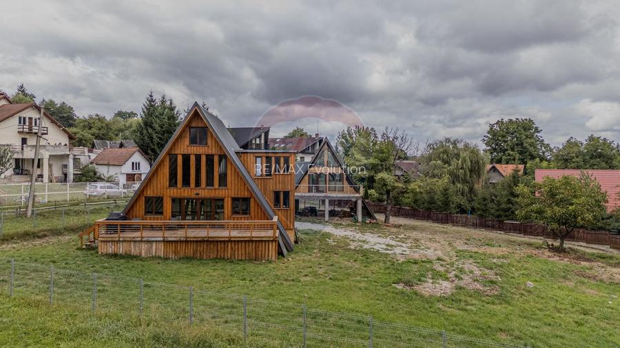 COMISION 0%| CABANE TIP A IN BRAN| TEREN 2166MP| ACHIZITIE IN RATE - 3