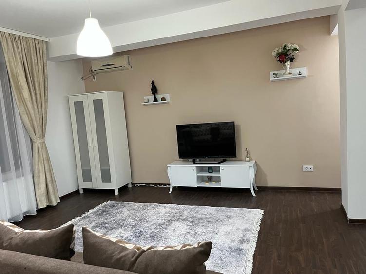 Agenție imobiliară vindem apartament cu două camere în Mamaia Nord