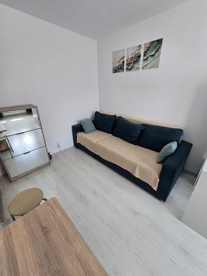 Garsoniera Piata Alba Iulia renovata si mobilata