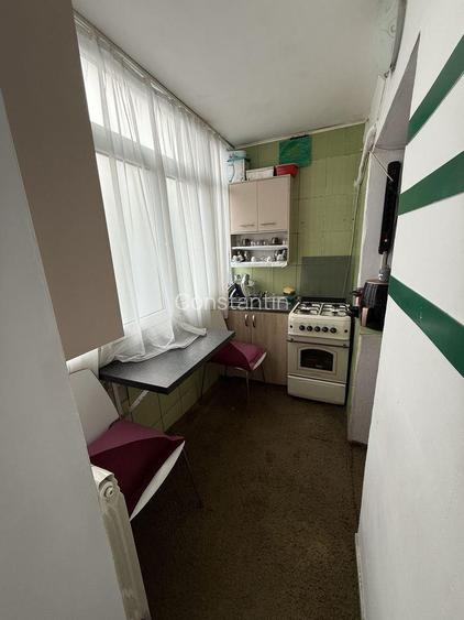 Apartament 2 camere, decomandat, 1 Mai - 6