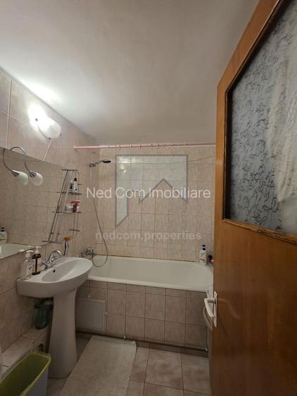 Vanzare apartament 3 camere Rahova - Barca - 9