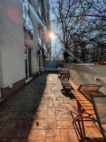 Apartament de 4 camere Victoriei cu terasa - 9