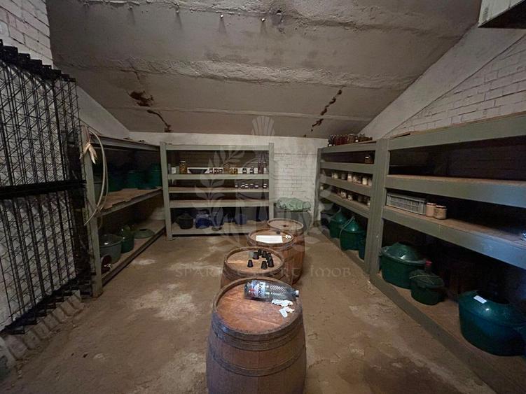 SPATIU COMERCIAL//CANTINA// FOSTA FABRICA DE CARAMIDA PLEASA