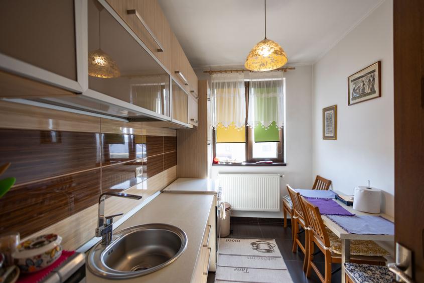 Apartament de 3 camere - Bucureștii Noi - Dămăroaia, pe strada Berveni