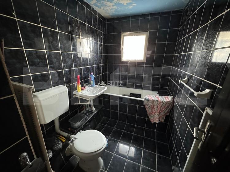 Apartament 3 camere, decomandat - zona Velenta - 8