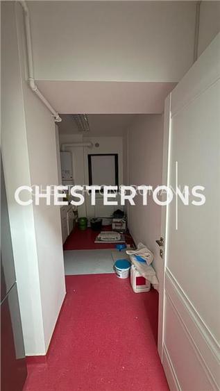 Apartament 3 camere pretabil cabinet medical / salon / birou. Mobilat, utilat in
