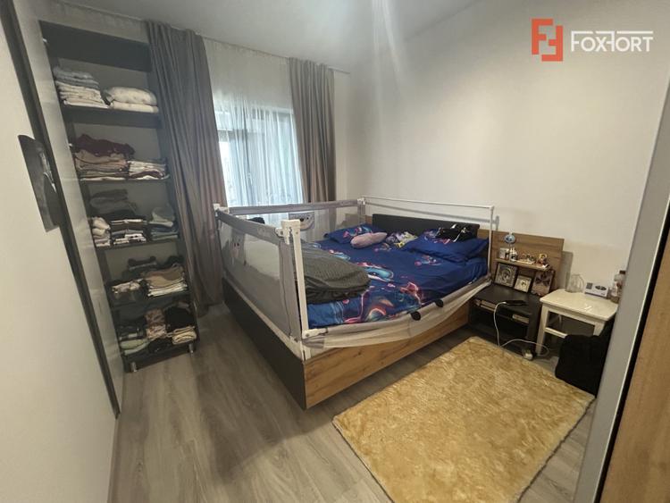 Apartament cu 3 camere si 2 bai, etaj 2 in Giroc
