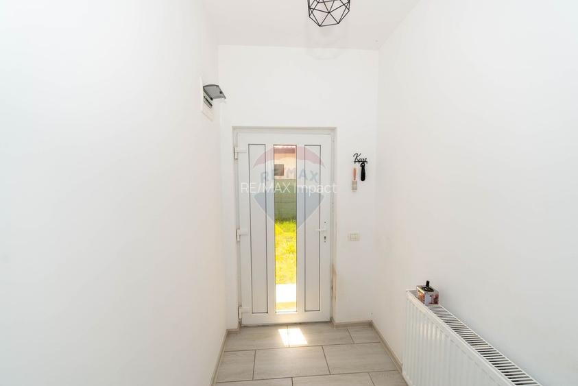 Casa individuala de vanzare cu 3 camere Branesti Strada Florilor - 10