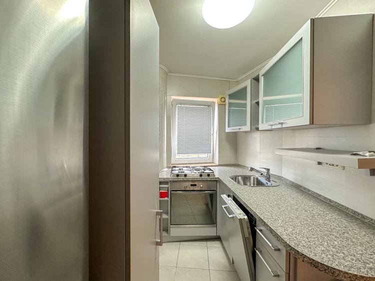 Comision 0% - Apartament 2 camere 64mp- Casa Radio | Metrou 8 minute | Bloc 1992