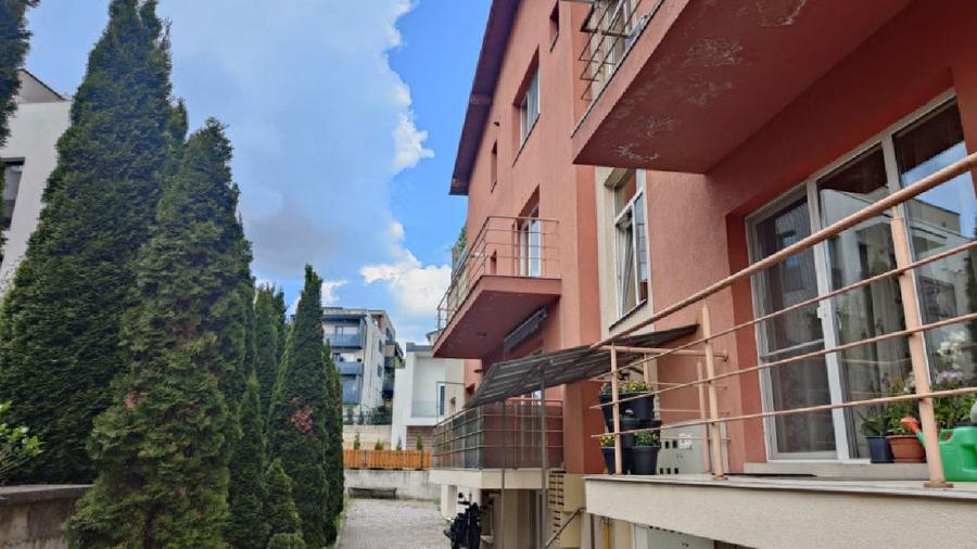 Strada Eugen Lovinescu, Apartament cu 3 camere decomandate - 80 mp - etaj 1