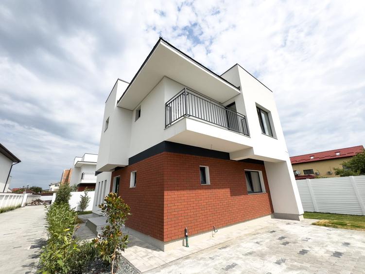 Casa individuala-4 camere-320 mp teren- Odai