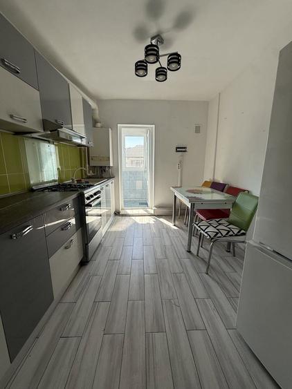 De vânzare apartament 2 camere 58 mp la cheie zona Radu Negru