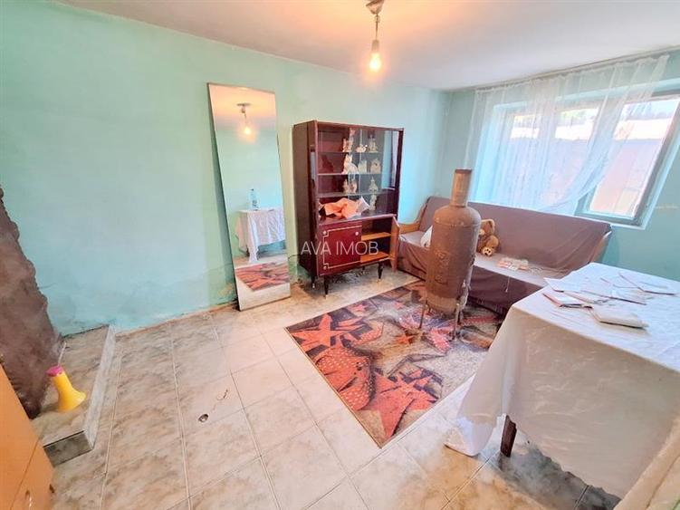 Teren 371 mp curti constructii+casa 5 camere si anexe, zona Izvoare - 3