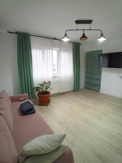 2 Camere inchiriere 10 minute metrou