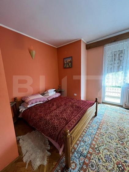 Casa 274 mp, teren 443 mp, zona centru LIVADA, pretabila si ptr uz comercial