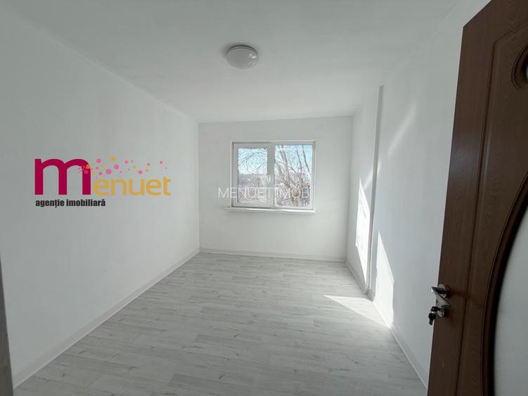 Apartament 2 camere,str.Alunisului,etaj 2 - 5