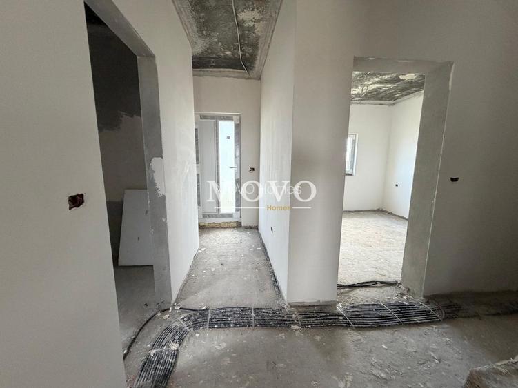Duplex despartit cam tehnica | 5 camere | Toate utilitatile | 2 bai |