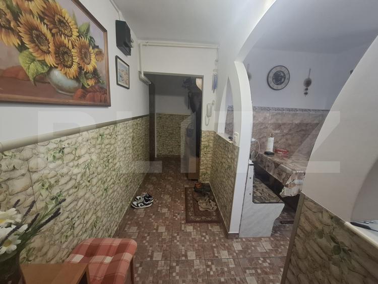 Apartament de vanzare cu 2 camere,52 mp,zona micro 16
