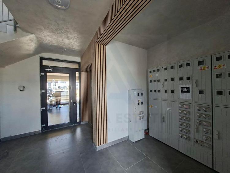 Apartament premium la cheie 3 camere balcon 7 mp si boxa pe Dna Stanca