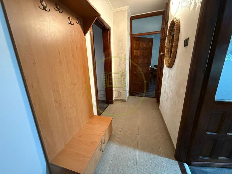 Apartament 4 camere, 96 mp, Cartierul 1 Mai, Zona Pelendava