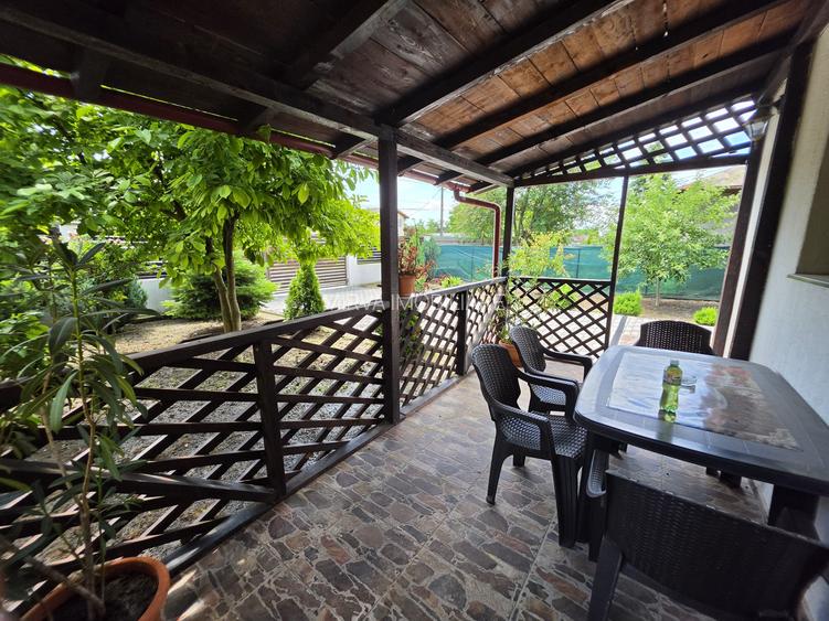 Casă renovată cu 6 camere, teren 557 mp – Berceni, Prahova - 5