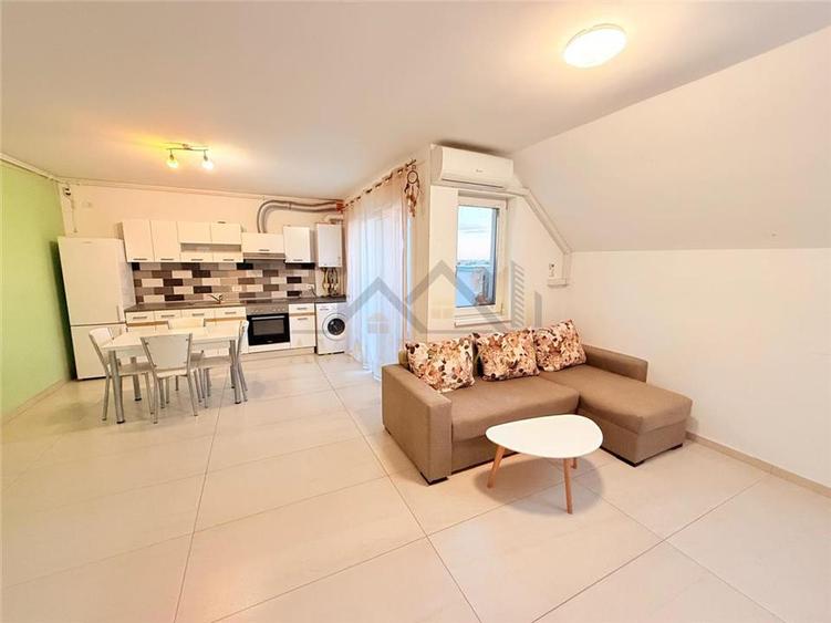 Apartament  2 camere,  semidecomandat, 52 mp - Zona Buziasului