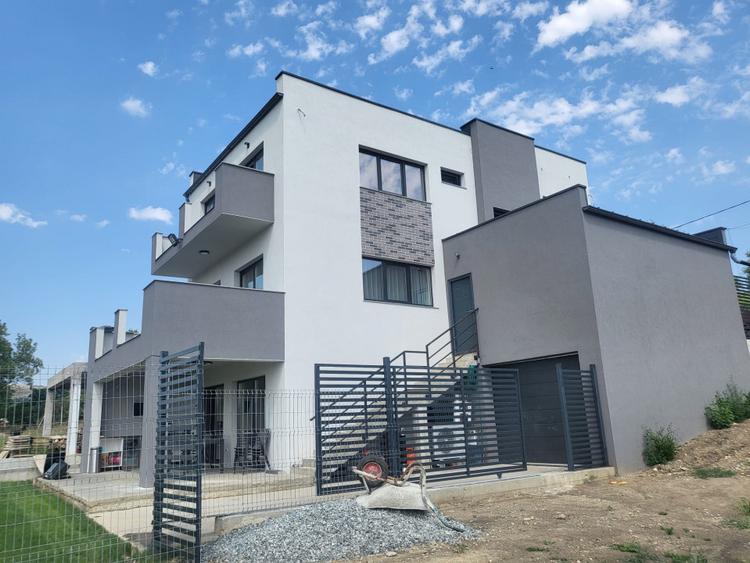 Casa unifamilială deosebită, 248mp utili, teren 580mp, LUX