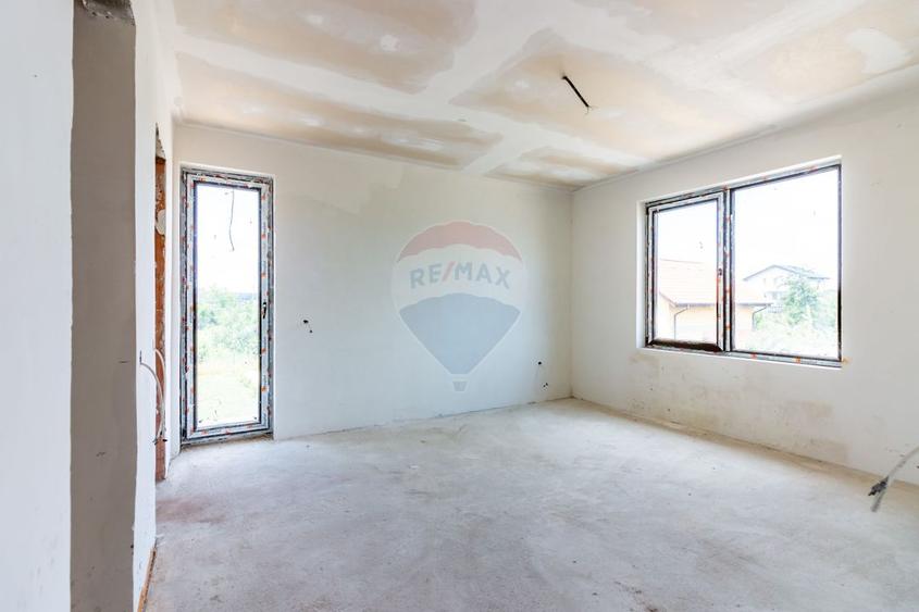 Casă nouă de vanzare cu 6 camere | Balotești | Proximitate pădure