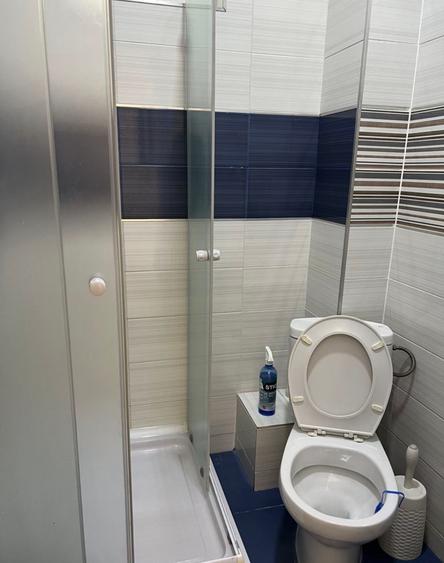 Apartament 4 camere si curte privata