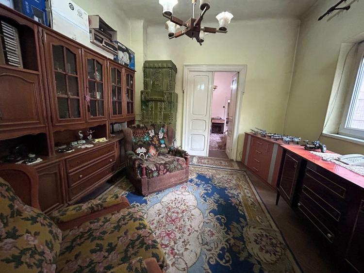 Casa 3 camere zona Centrala