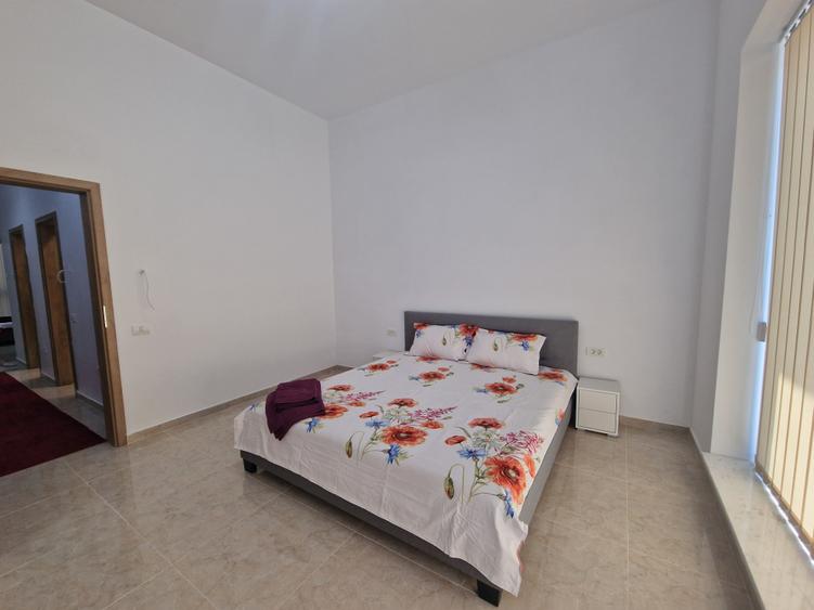 Mamaia Nord- 4 camere decomandate 100mp utili, mobilat complet etaj parter