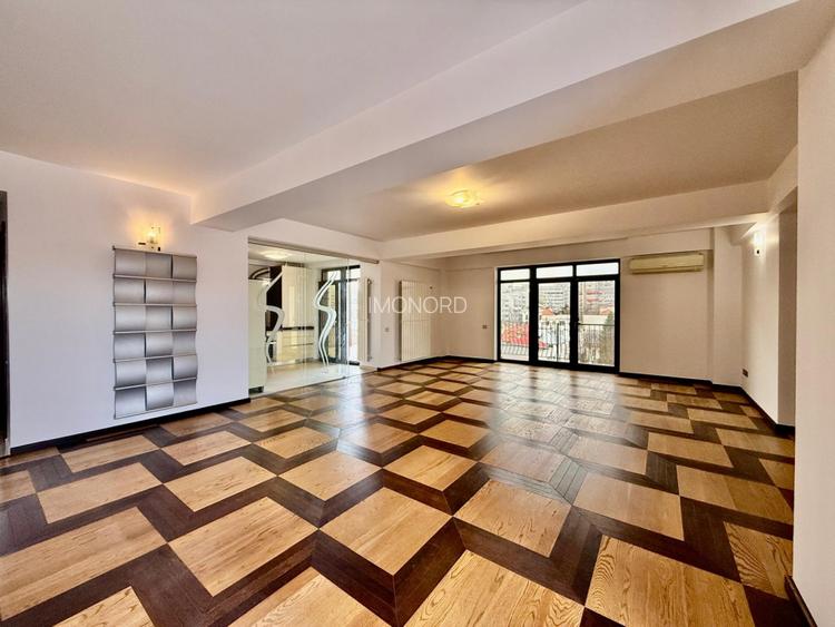 Penthouse Duplex cu vedere la Arcul de Triumf - 3