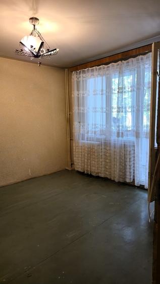 Apartament 3 camere decomandat – Drumul Taberei, Valea Ialomiței, etaj 1/4