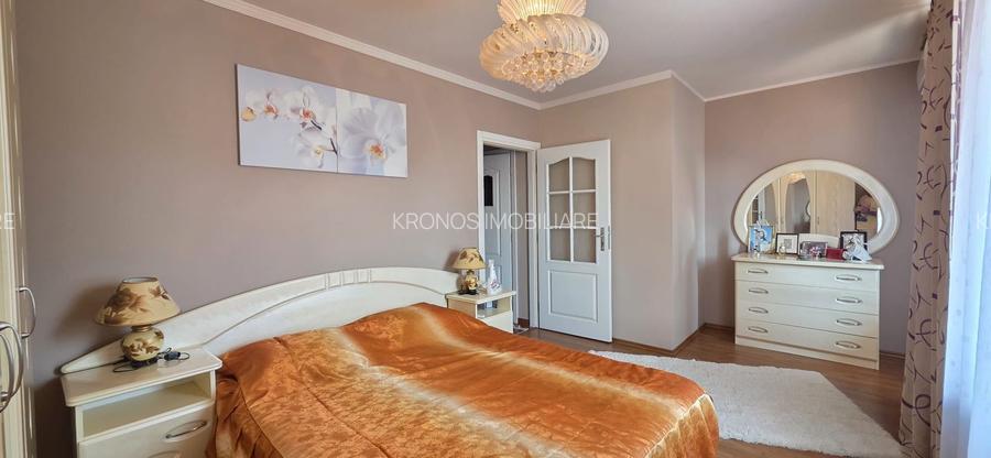 DELFINARIU VILA 4 CAMERE D+P+1 TEREN 250 M SI CORP CASA 4 GARSONIERE